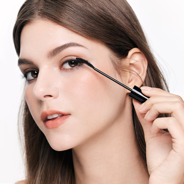 ARTISTRY GO VIBRANT удлиняющая водостойкая тушь для ресниц, 8,5мл